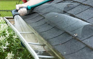 Llanidloes gutter cleaning costs